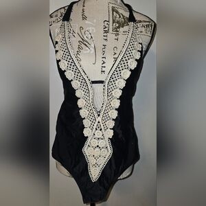 🖤 Black/Crochet Detail One-Piece Swimsuit | Size S (4–6) |  🖤
